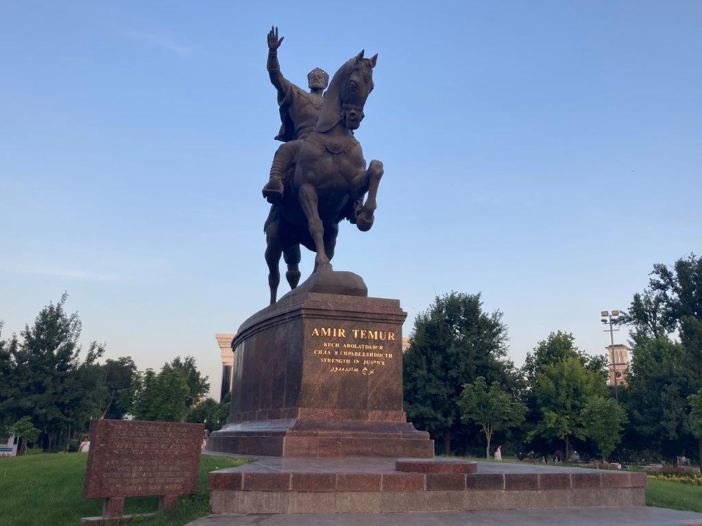Amir Temur statue, Tashkent