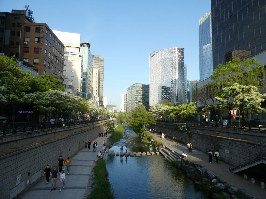 Cheonggyecheon park, Seoul