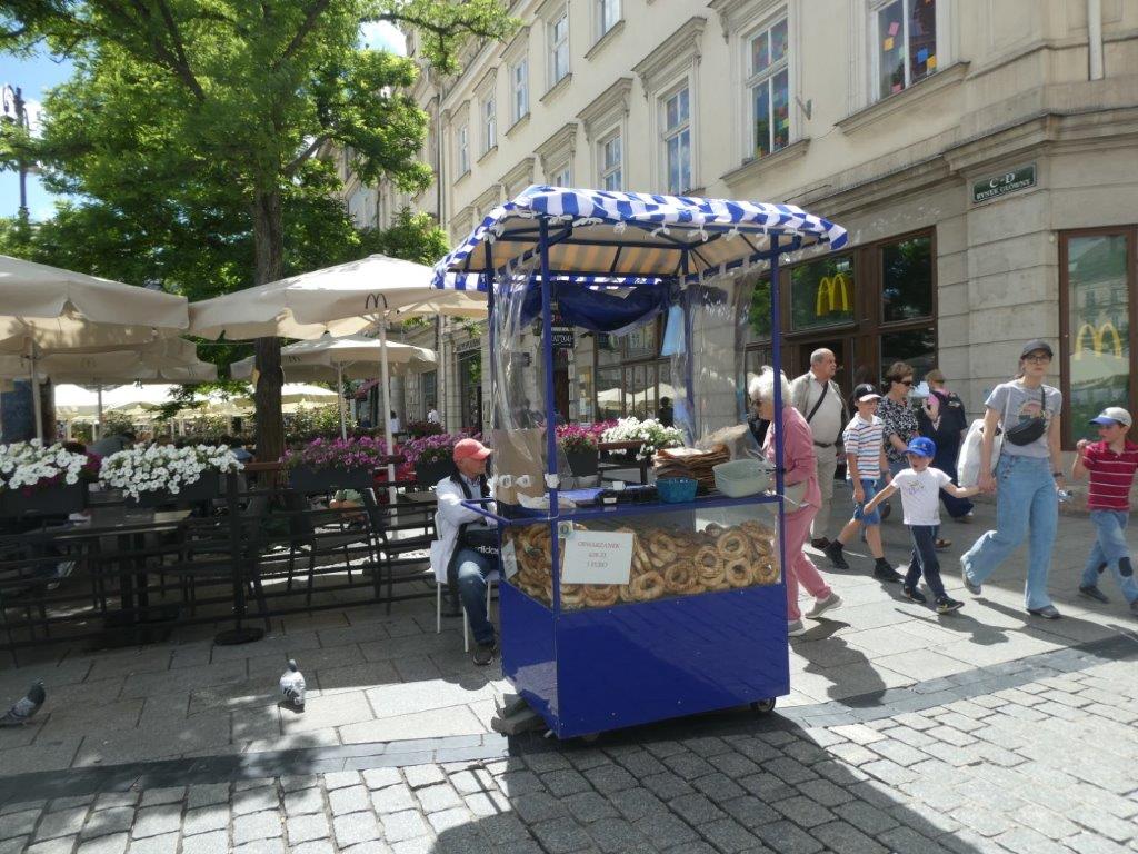 Obwarzanek Krakowski cart in Krakow
