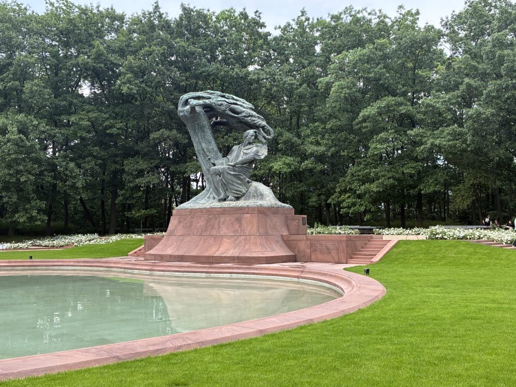 Fryderyk Chopin Monument, Warsaw
