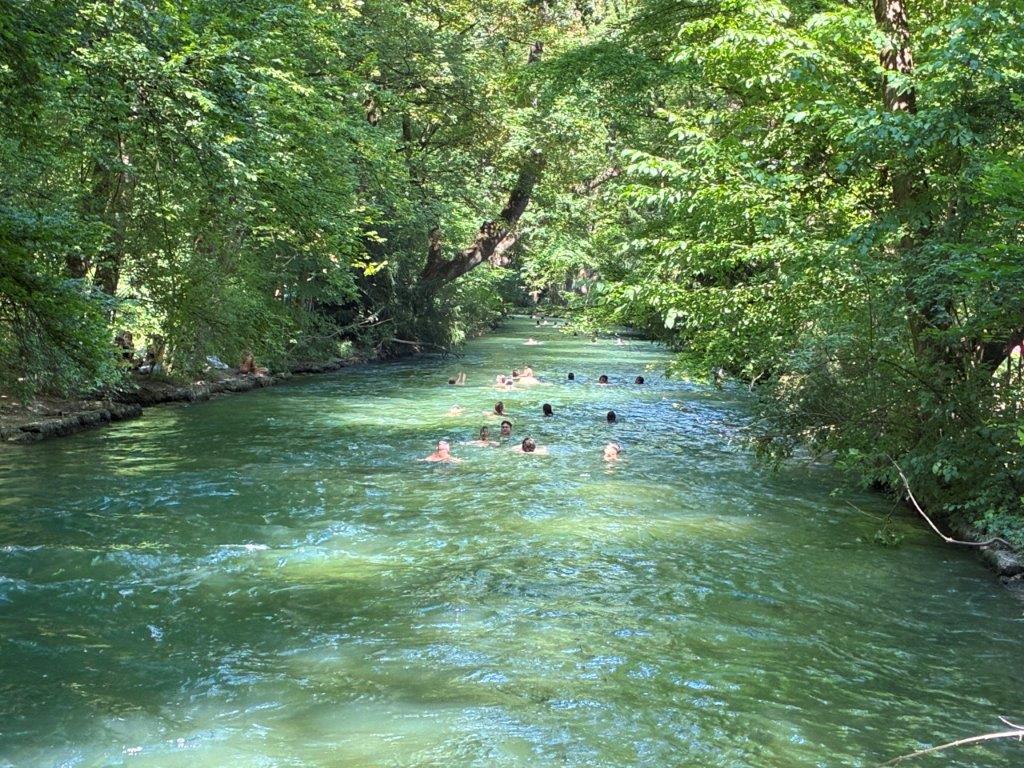 Rapids in Englischer Garten, Munich