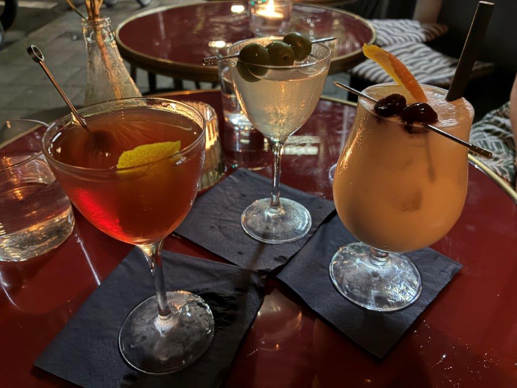 Cocktails at Bar Polloi, Munich